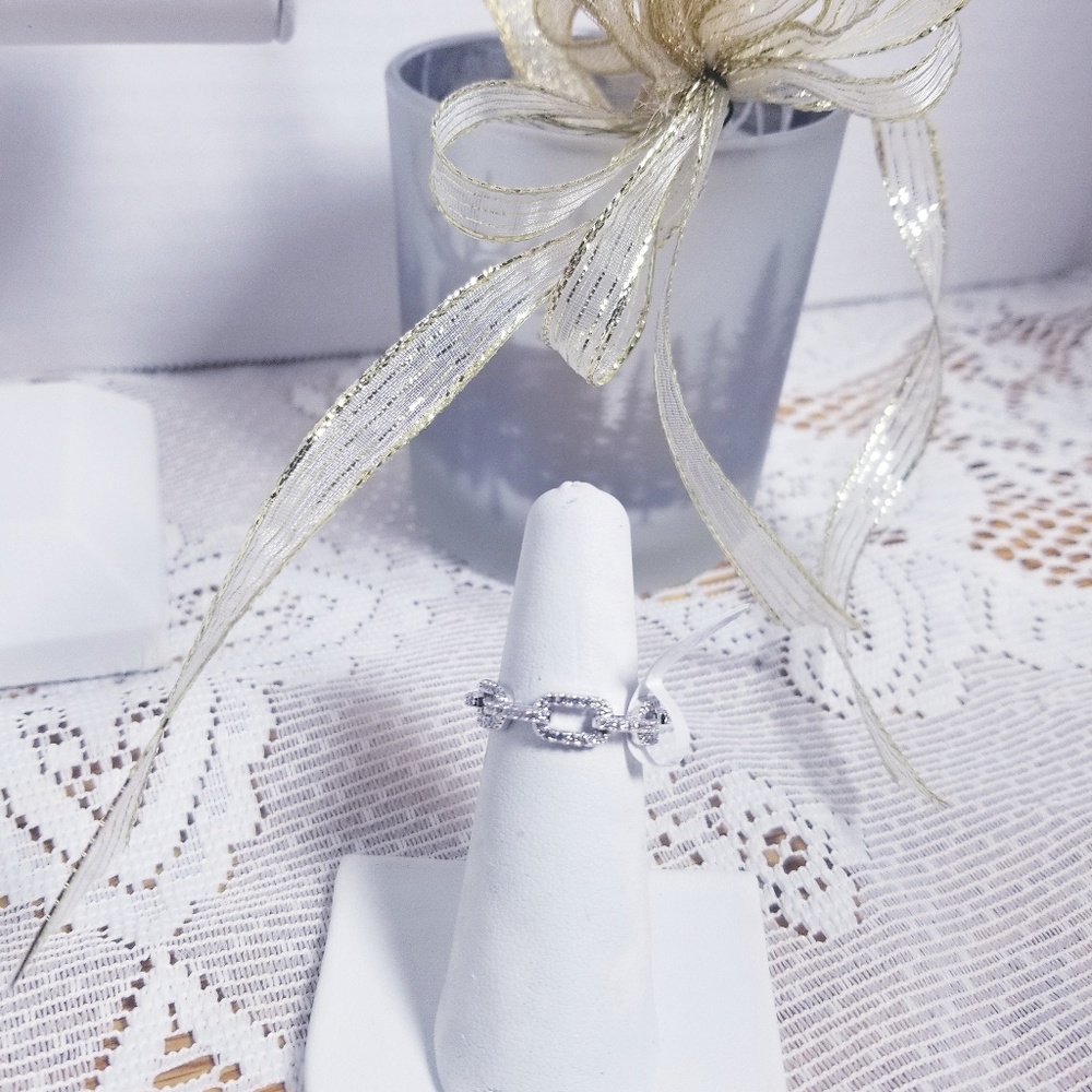Silver linked ring - Picture 2 of 6